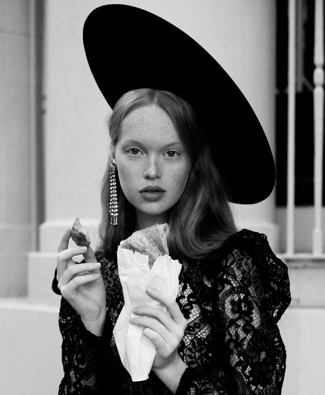 Eve Adorait Le Soleil — Top Yezael by Angelo Cruciani Hat Pasquale Bonfilio Earring Saint Laurent