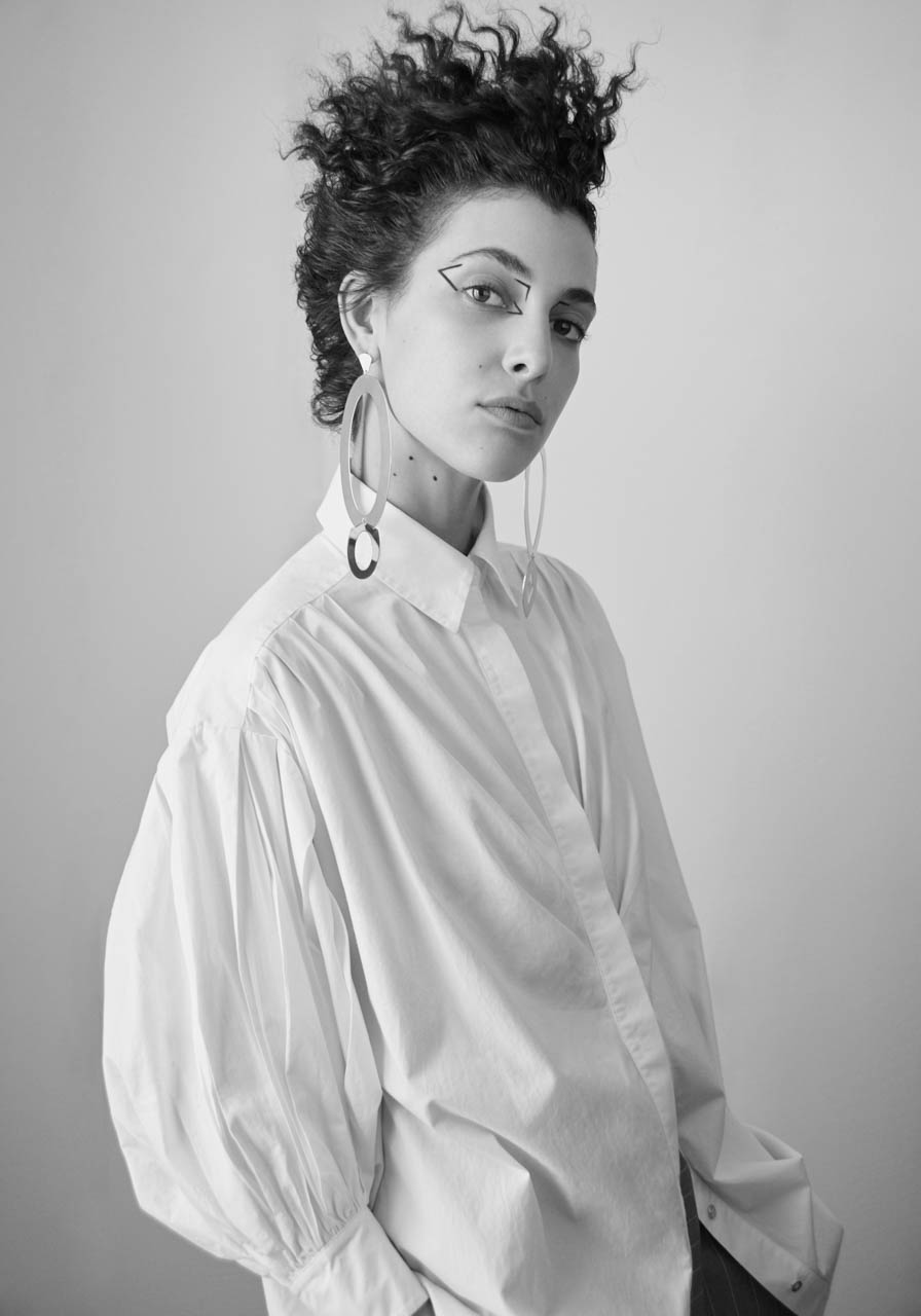 2030 — Shirt Hanane Hotait Earring Marc Deloche Trousers Gauchère