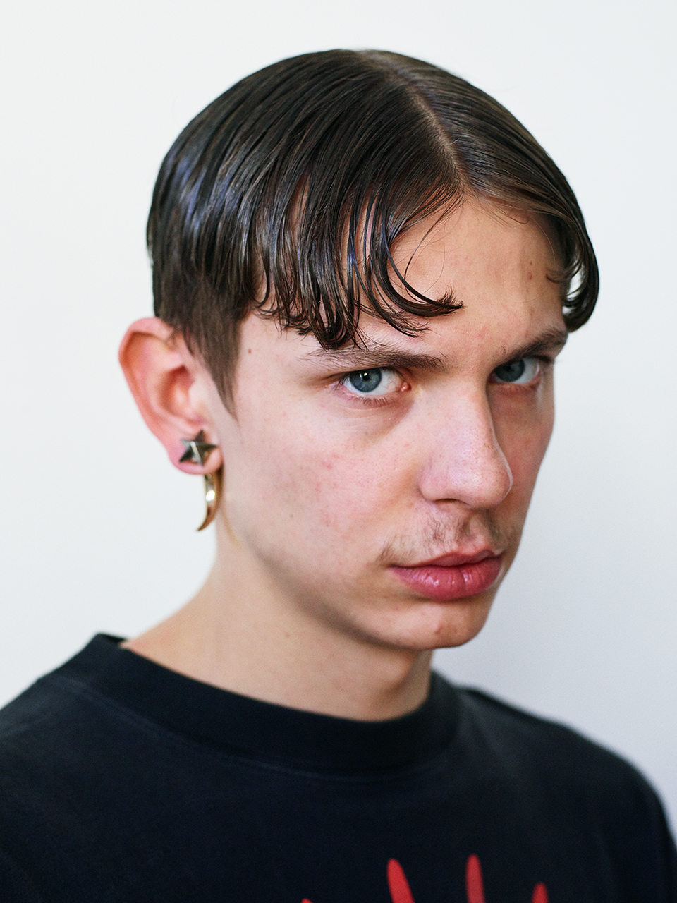 Unconditional — Longsleeve Was Ihr Wollt Berlin Earring Givenchy